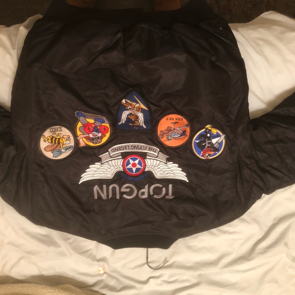 Top gun bomber